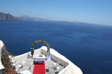 Canaves Oia in Santorini - Naido Wedding